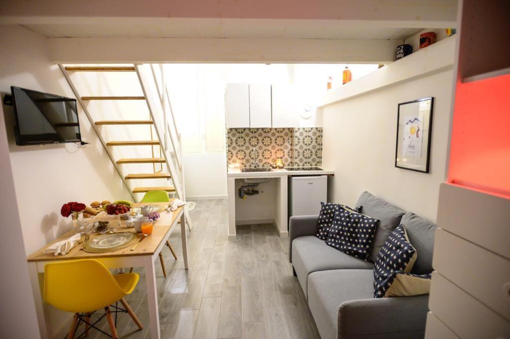 Central Guest House Apartment *